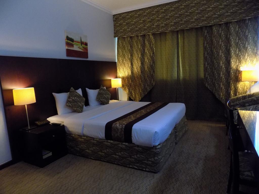 Dream Palace Hotel Dubai Eksteriør bilde