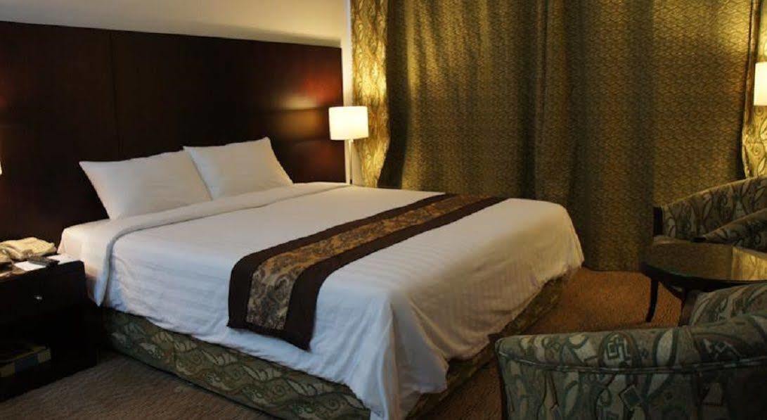 Dream Palace Hotel Dubai Eksteriør bilde