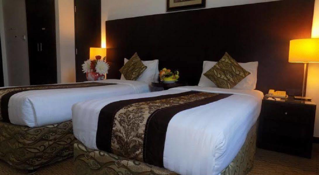 Dream Palace Hotel Dubai Eksteriør bilde