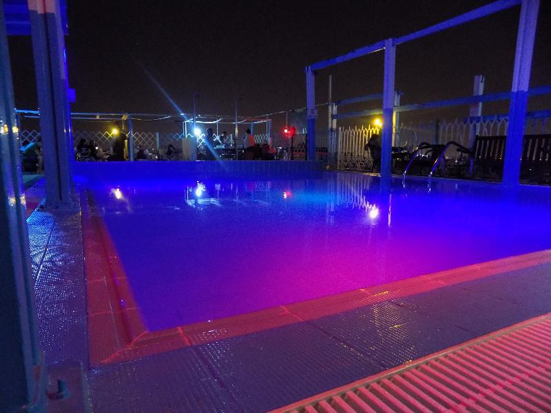 Dream Palace Hotel Dubai Eksteriør bilde